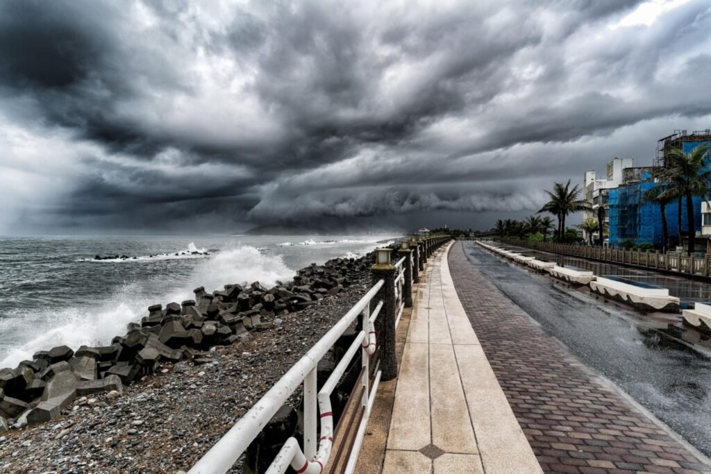 Typhoon Champi Threatens Taiwan